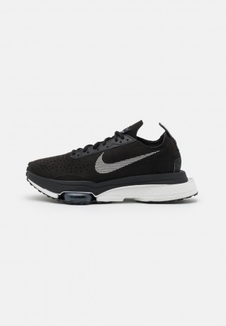 Nike Sportswear ZOOM TYPE Sneaker low black/summit white ZOOM TYPE Низкие кроссовки женские черный/высокобелый