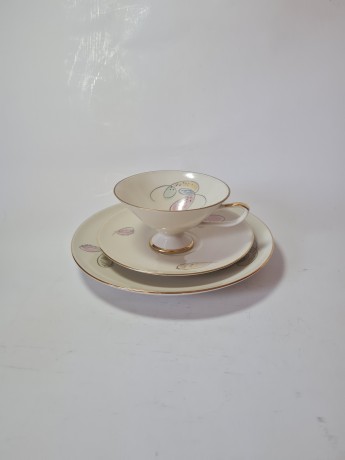 Чайное трио винтажное Schumann Arzberg в нежных пастельных тонах, позолота, ручная роспись, Германия, 1960-70гг.