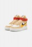 Nike Sportswear WMNS AIR FORCE 1 HI SE Sneaker high sesame/yellow ochre/sail/off noir/cinnabar/white WMNS AIR FORCE 1 HI SE Высокие кроссовки женские кунжут/желтая охра/парус/off noir/киноварь/белый