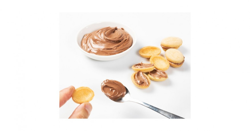 Bestron Bestron Zaubernuss Waffeleisen ANP801V, fur russische "Oreschki" gelb, 850 Watt  gelb Вафельница Bestron гамамелисовая ANP801V, для русских &quot;Орешков&quot; желтая, 850 Вт