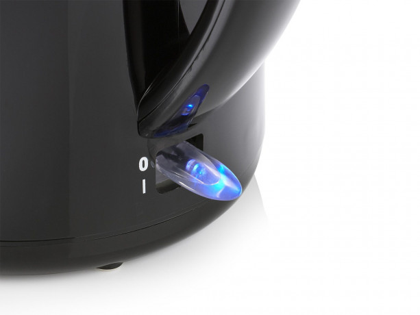 PRINCESS PRINCESS Wasserkocher Wasserkocher, Dank 360-Grad-Sockel fur Links- und Rechtshander gleichermassen geeignet Чайник PRINCESS, подходит как левшам, так и правшам благодаря основанию на 360 градусов.