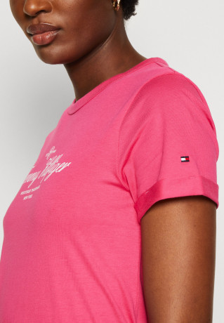 Tommy Hilfiger REGULAR SHORT DRESS Jersey dress bright cerise pink ОБЫЧНОЕ КОРОТКОЕ ПЛАТЬЕ Платье из джерси ярко-вишнево-розовый