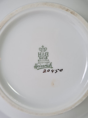 Чайник винтажный H&G Selb / Heinrich, белый фарфор с серебряным узором, 23 x 23 см, Германия, 1960-1970гг.