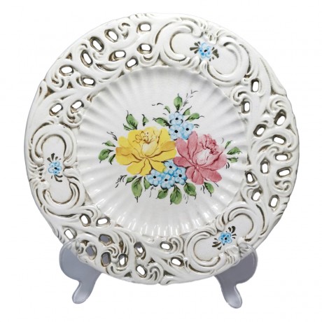 Italian Ceramic, Керамическая декоративная тарелка, прорезанная фигурная керамика по бортику, ручная роспись, 23см, Италия, 1950г.