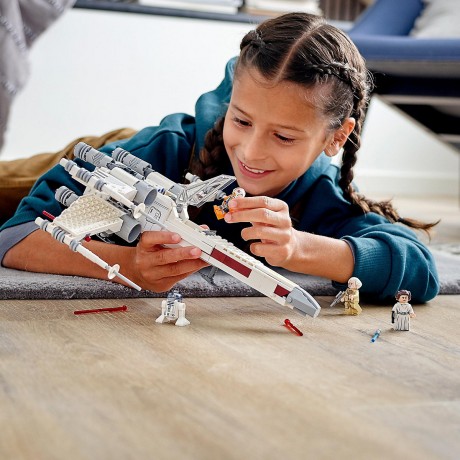 LEGO Star Wars 75301 Luke Skywalkers X-Wing Fighter  ЛЕГО Истребитель типа Х Люка Скайуокера