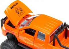 SIKU SIKU Super 2358 RAM 1500 mit Ballonreifen 1:50 SIKU Super 2358 RAM 1500 с баллонными шинами 1:50