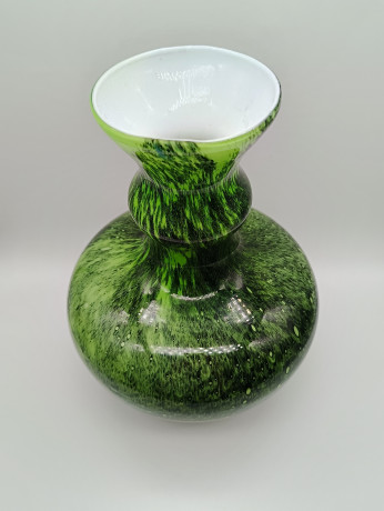 Ваза для цветов большая в зеленых оттенках Arte Deco винтажная, стекло, 25 см, Германия, 1960-80гг.