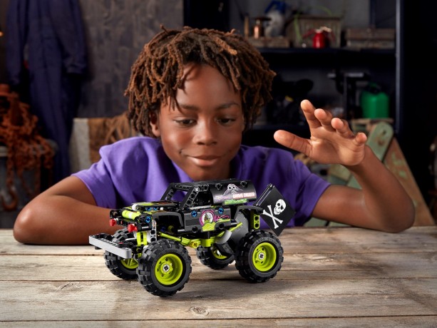 Lego Monster Jam Grave Digger Могильщик Monster Jam