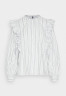 Tommy Hilfiger FRILL BLOUSE Button-down blouse ecru/blue FRILL BLOUSE Блузка на пуговицах экрю/синий
