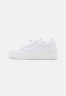 Tommy Hilfiger SIGNATURE Trainers white ПОДПИСЬ Кроссовки белый
