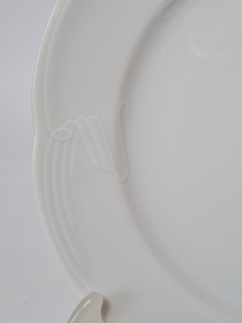 Набор тарелок винтажный Schumann, белый фарфор с фактурным узором, 8 шт х 19,5 x 2 см, Германия, 1960-70гг.