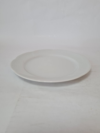 Набор тарелок винтажный Schumann, белый фарфор с фактурным узором, 8 шт х 19,5 x 2 см, Германия, 1960-70гг.