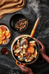 Le Creuset LE CREUSET Sautepfanne 28cm Nectar SIGNATURE gold Сотейник LE CREUSET 28см Nectar SIGNATURE