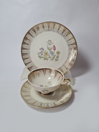 Winterling Marktleuthen Bavaria Чайное трио "Полевые цветы" c позолоченным узором, Германия, 1960-70гг.