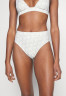 Tommy Hilfiger HIGH WAIST CHEEKY Bikini bottoms white HIGH WAIST CHEEKY Плавки бикини белый