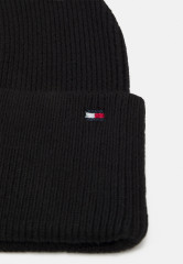 Tommy Hilfiger ESSENTIAL FLAG BEANIE Beanie black ESSENTIAL FLAG BEANIE Шапочка черный