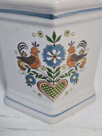 Банка с крышкой для хранения винтажная, серая керамика с красочными изображениями птиц и цветов, 19 x 10,5 см, Дания, 1960-70гг.