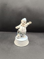 Статуэтка винтажная Classic &quot;Клоун с шаром&quot; в светлых тонах, ручная работа, фарфор, 14 х 7.5 см, Германия, 1960-70гг.