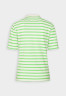 Tommy Hilfiger REG STRIPE Polo shirt Breton White/Spring Lime REG STRIPE Рубашка поло Бретонский белый/Весенний лайм