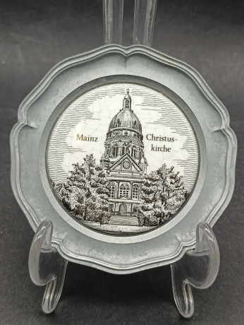 Тарелка декоративная винтажная "Церковь Христа в Майнце", олово (95%), 10 см, Германия, 1970-80гг.