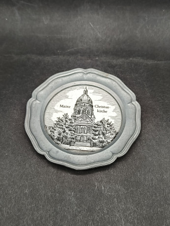 Тарелка декоративная винтажная "Церковь Христа в Майнце", олово (95%), 10 см, Германия, 1970-80гг.