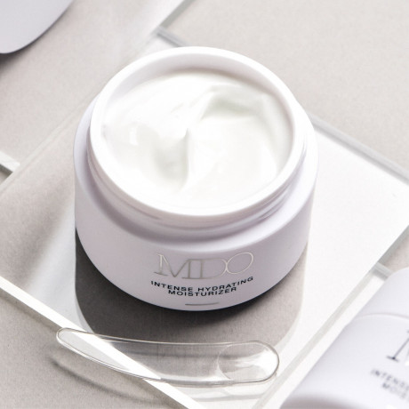 MDO by Simon Ourian M.D. Intense Hydrating Moisturizer  Интенсивное увлажняющее средство