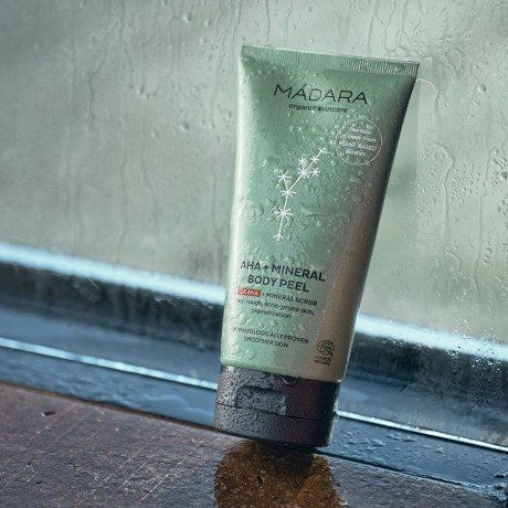 MADARA Aha+Mineral Korperpeeling Aha+Минеральный пилинг тела
