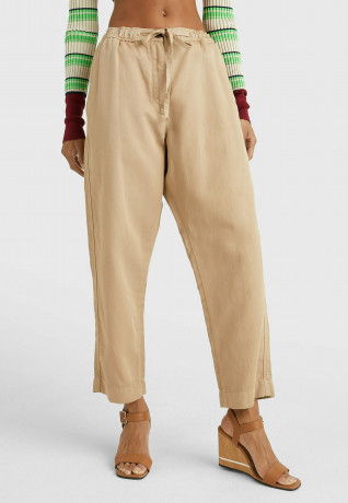 Tommy Hilfiger DRAWSTRING TWILL Trousers beige САРЖА С КУЛИСАМИ Брюки бежевый