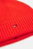 Tommy Hilfiger ESSENTIAL FLAG BEANIE UNISEX Beanie acid orange melange ESSENTIAL FLAG BEANIE UNISEX Шапочка кислотно-оранжевый меланж