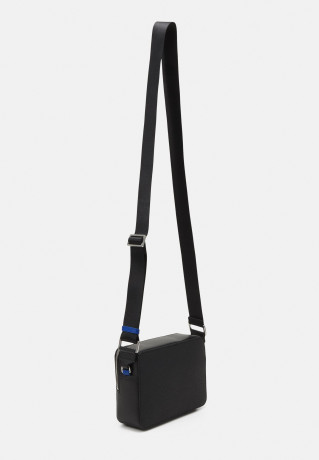 Tommy Hilfiger TH BUSINESS LEATHER CAMERA BAG Across body bag black TH BUSINESS LEATHER CAMERA BAG Сумка через плечо черный