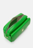 Tommy Hilfiger ICONIC CAMERA BAG Across body bag galvanic green ICONIC CAMERA BAG Сумка через плечо гальванический зеленый