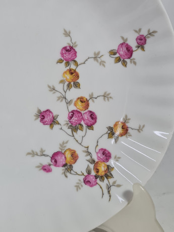 Тарелка винтажная Wundsiedel Bavaria с розочками, 21 см, Германия, 1970-80гг.