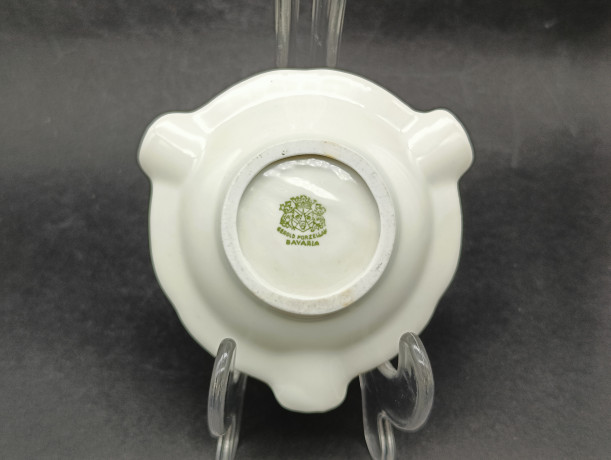 Пепельница винтажная Gerold Bavaria "Герб рыцаря Франца фон Зиккингена", фарфор, 9.5 см, Германия, 1960-70гг.