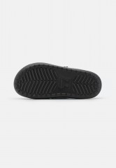 Crocs CLASSIC COZZZY Hausschuh black CLASSIC COZZY Тапочки черный