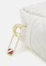 Tommy Hilfiger FLOW CROSSOVER Across body bag feather white FLOW CROSSOVER Сумка через плечо перо белое