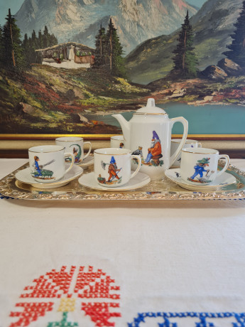 Кофейный сервиз винтажный Im Stil Arzberg Bavaria на 6 персон: кофейник, кофейные пары, фарфор, Германия, 1960-70гг.