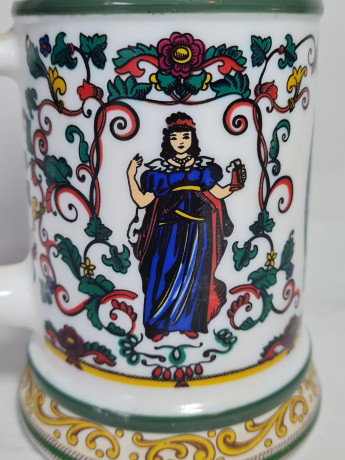 Немецкая пивная кружка винтажная BMF с ярким декором, с крышкой, фарфор / олово, 0.5 л, 19 см, Германия, 1960-70гг.