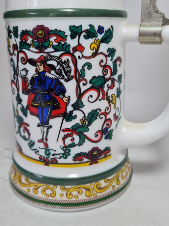 Немецкая пивная кружка винтажная BMF с ярким декором, с крышкой, фарфор / олово, 0.5 л, 19 см, Германия, 1960-70гг.