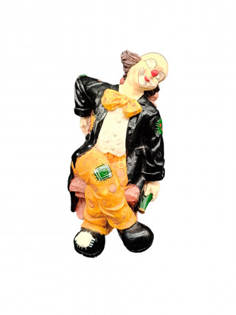 Статуэтка винтажная Gilde "Клон в черном костюме на стуле", фарфор, 17 см, Германия, 1970-80гг.