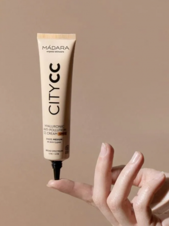 MADARA City CC Medium Beige, Гиалуроновый СС крем для ухода за кожей лица, 40 мл