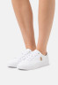 Tommy Hilfiger EMBROIDERY CUPSOLE Trainers white ВЫШИВКА CUPSOLE Кроссовки белый