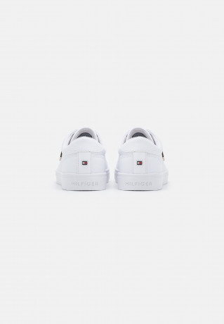 Tommy Hilfiger EMBROIDERY CUPSOLE Trainers white ВЫШИВКА CUPSOLE Кроссовки белый
