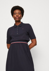 Tommy Hilfiger POLO DRESS Day dress desert sky ПЛАТЬЕ-ПОЛО Повседневное платье небо пустыни