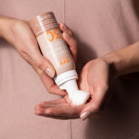 EVY TECHNOLOGY Daily UV Face Mousse SPF 30 Ежедневный УФ-мусс для лица SPF 30