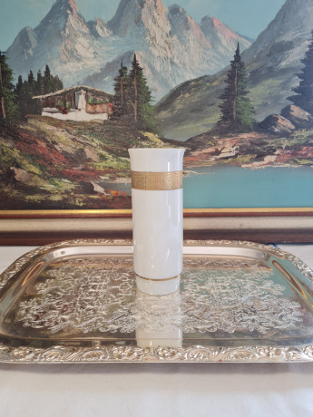 Ваза винтажная Creidlitz Bavaria, белый фарфор с позолоченным узором, 17 x 7 см, Германия, 1960-70гг.