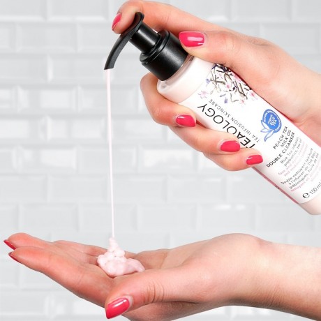 Teaology Peach Tea Milk-To-Oil Double Cleanser  Двойное очищающее молочко-масло с персиковым чаем
