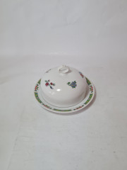 Масленка винтажная Porcelaine Fine DE Boheme, Epiag D.F., белый фарфор с разноцветным цветочным декором, 17,5 x 10 см, Чехословакия, 1960-70гг.