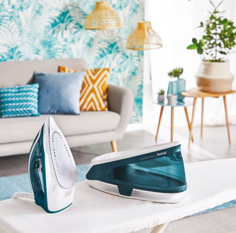 Tefal Tefal Dampfbugelstation SV6115 Express Essential, 1400 ml Wassertank, 5,2 Bar Druck, Dampfstoss: 280 g/Min., Dauerdampfmenge: 120 g/Min.  Паровая гладильная станция Tefal SV6115 Express Essential, резервуар для воды 1400 мл, давление 5,2 бар, парово