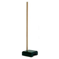 Holzspielzeug Display zur Prasentation von Kletterfiguren Витрина из деревянных игрушек для презентации альпинистских фигурок