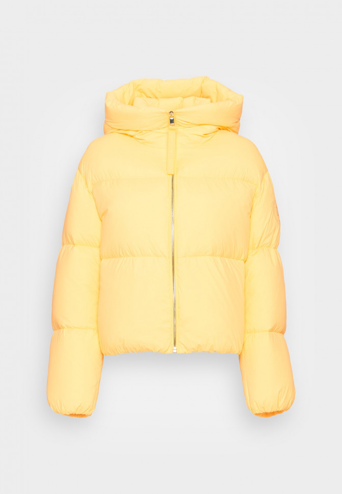 Tommy hilfiger yellow 2024 puffer jacket